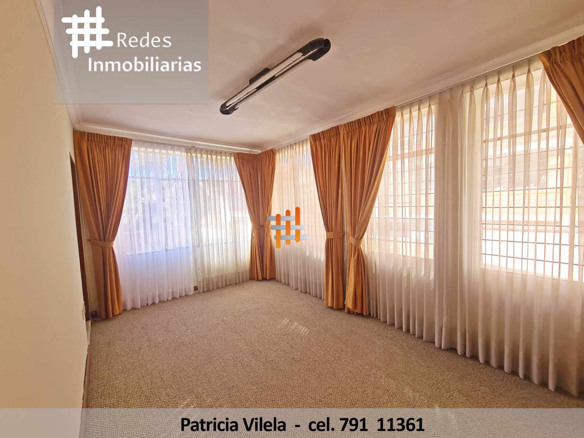 Casa en VentaDOS CASAS JUNTAS  EN VENTA SOPOCACHI 
INCREIBLE OPORTUNIDAD DE INVERSION 
PRECIOSAS 9 dormitorios 7 baños 5 parqueos Foto 15