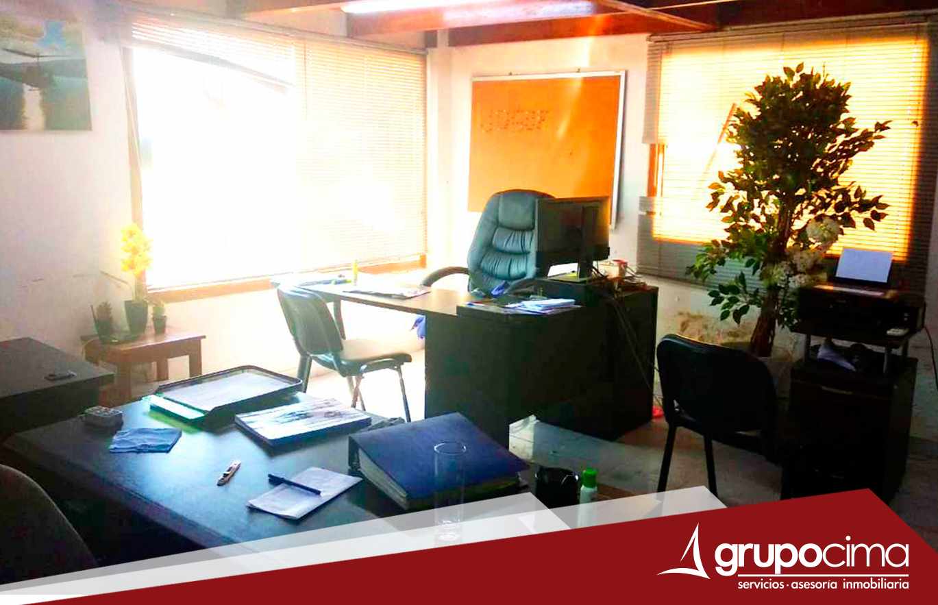 Oficina en VentaZ/ SUR HANGAR AEROPUERTO EL TROMPILLO 10 dormitorios 4 baños 6 parqueos Foto 6