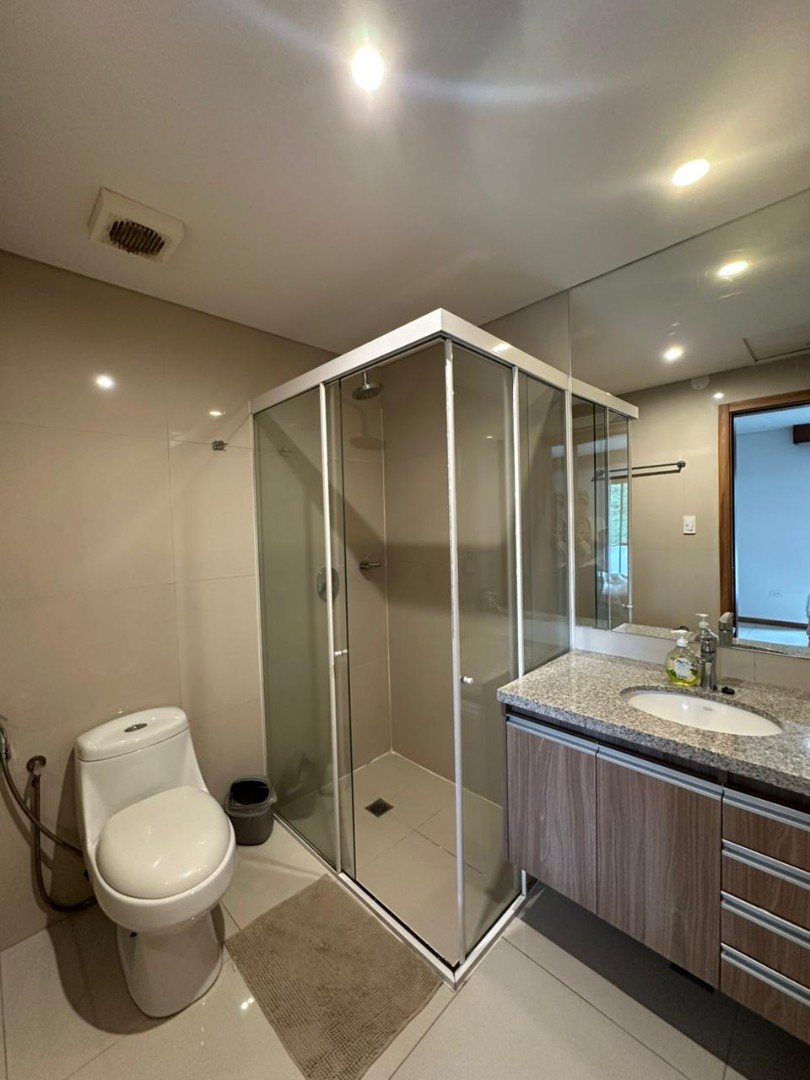 Casa en Entre 5to y 6to anillo Oeste en Santa Cruz de la Sierra 3 dormitorios 3 baños 2 parqueos Foto 15