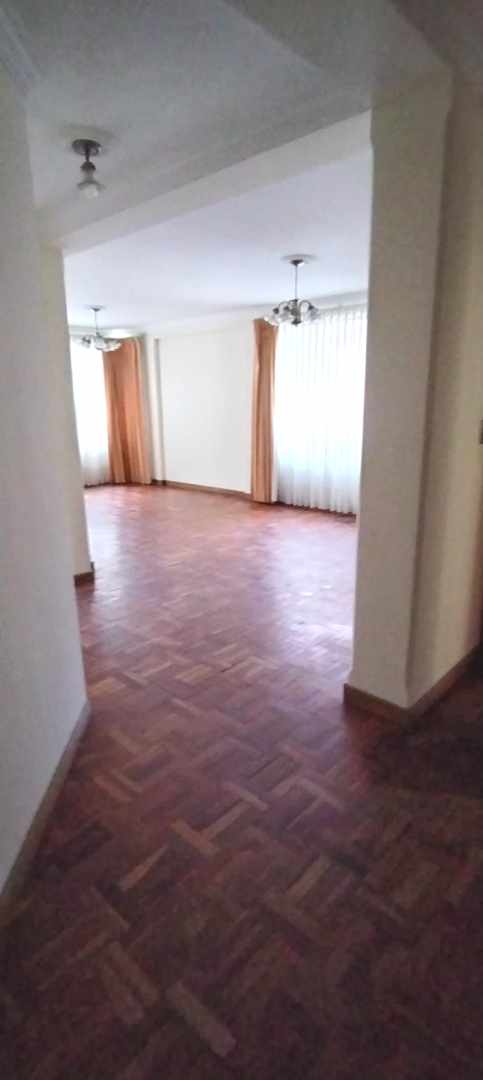 Departamento en AlquilerCALACOTO URB. NUEVOS PINOS 3 dormitorios 4 baños  Foto 1