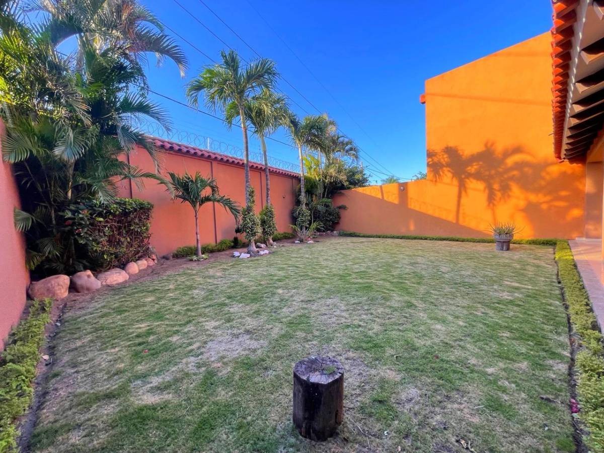 En Alquiler a Bs 15,500 Foto 9