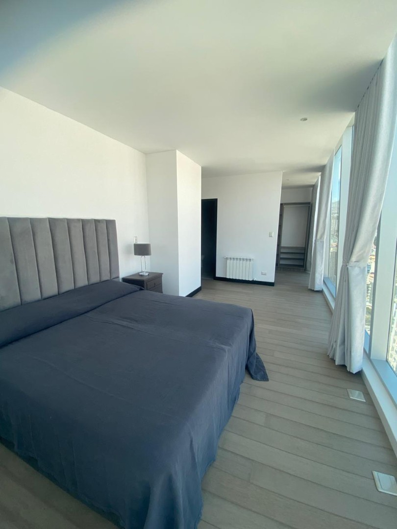 Departamento en San Miguel en La Paz 2 dormitorios 2 baños 1 parqueos Foto 2