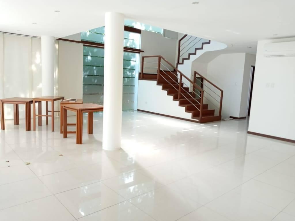 Casa en AlquilerCONDOMINIO LOS BATOS DEL URUBO 3 dormitorios 5 baños 2 parqueos Foto 18