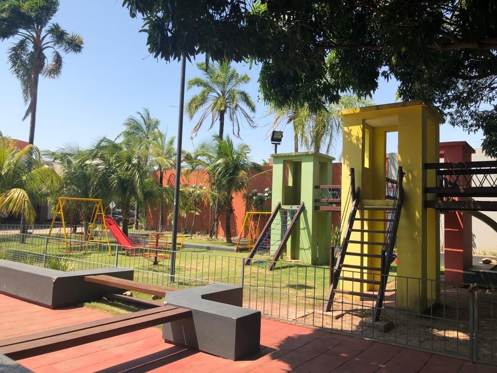 Casa en Entre 5to y 6to anillo Norte en Santa Cruz de la Sierra 4 dormitorios 4 baños 2 parqueos Foto 13