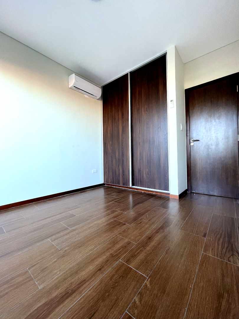 Departamento en Entre 2do y 3er anillo Norte en Santa Cruz de la Sierra 2 dormitorios 2 baños 1 parqueos Foto 7