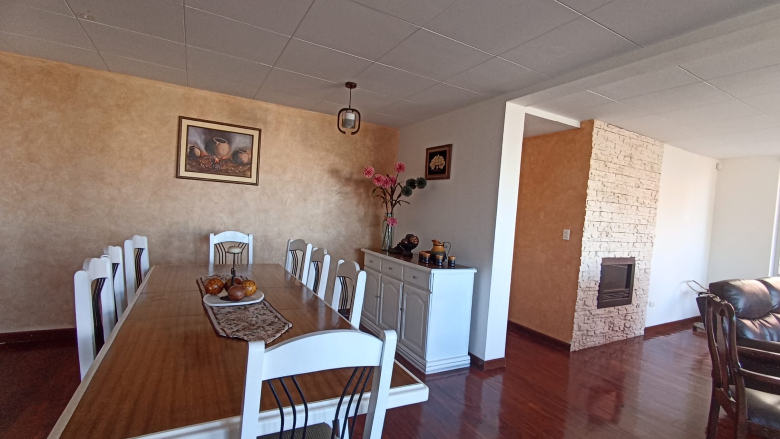 Casa en VentaAchumani 4 dormitorios 4 baños 2 parqueos Foto 1