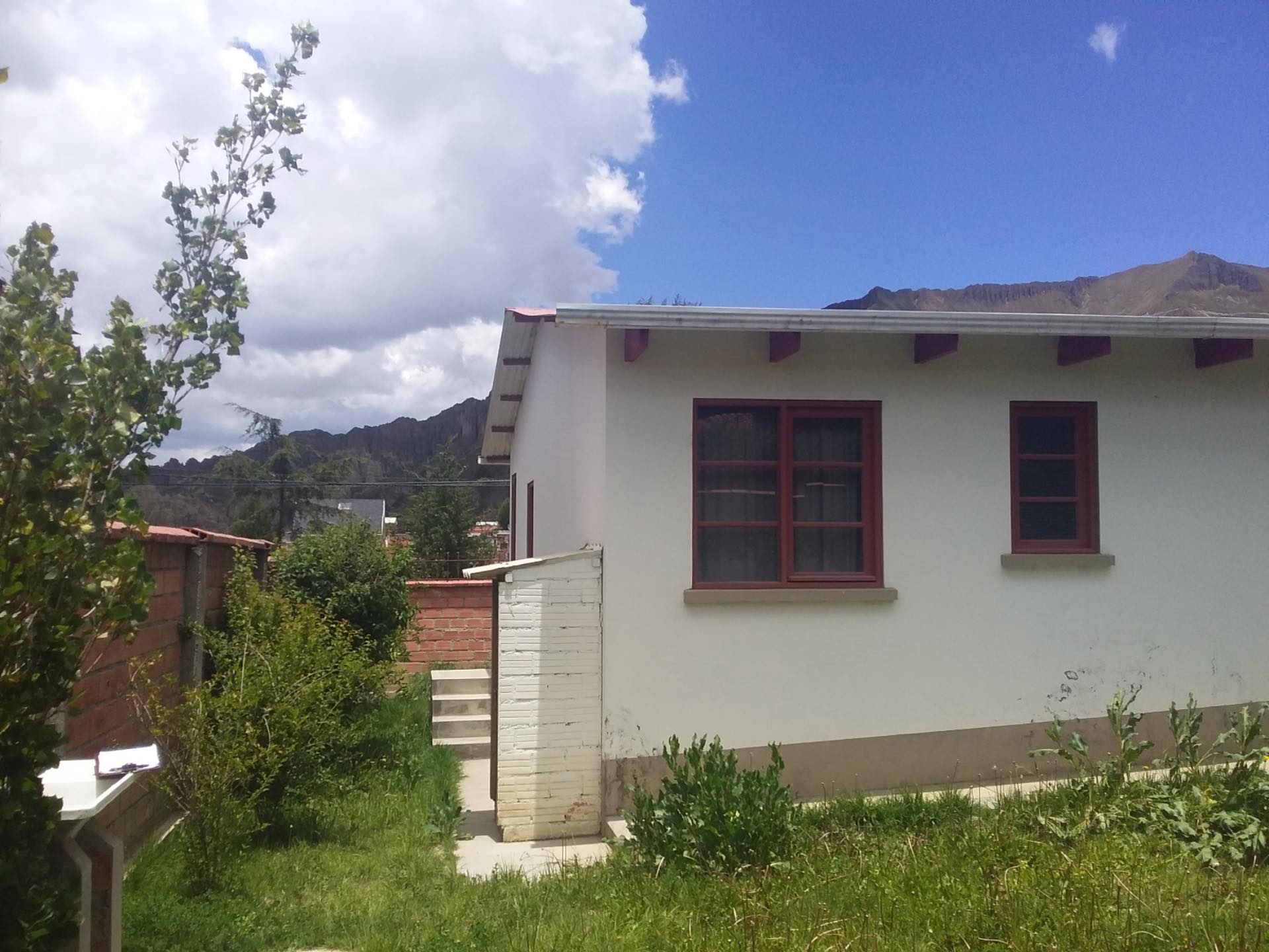 Casa en Achumani en La Paz 3 dormitorios 2 baños 2 parqueos Foto 7