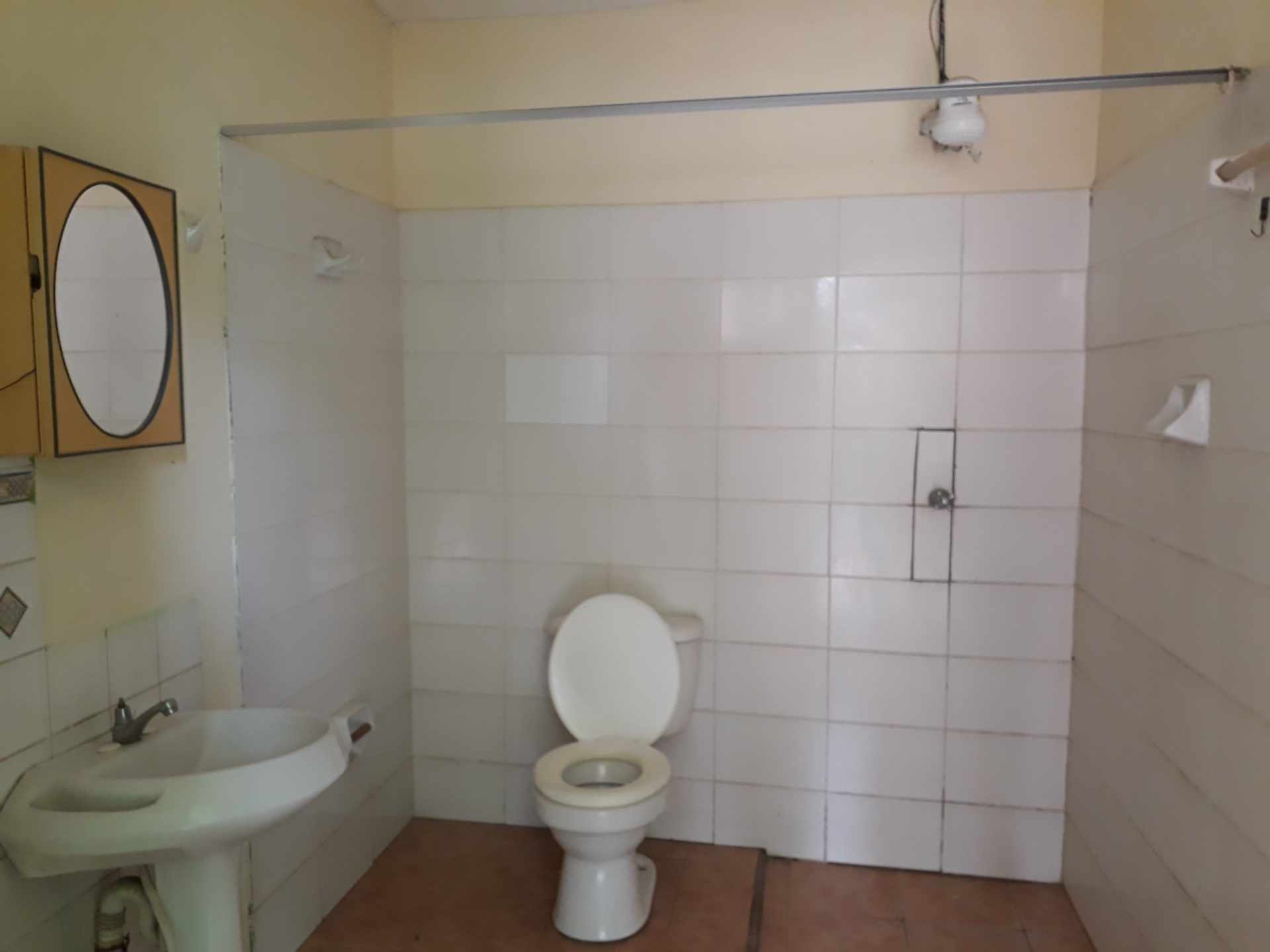 Terreno en VentaZona Norte, 5to Anillo. Av. Juan Pablo II, Barrio Navidad Calle 1    Foto 4