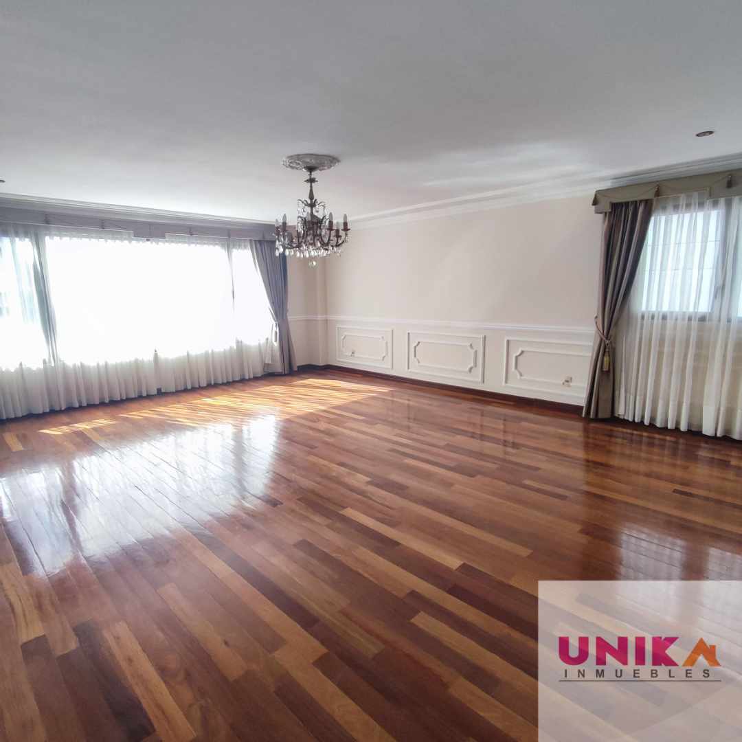 Departamento AMPLIO PENTHOUSE EN ALQUILER, CALACOTO  Foto 21