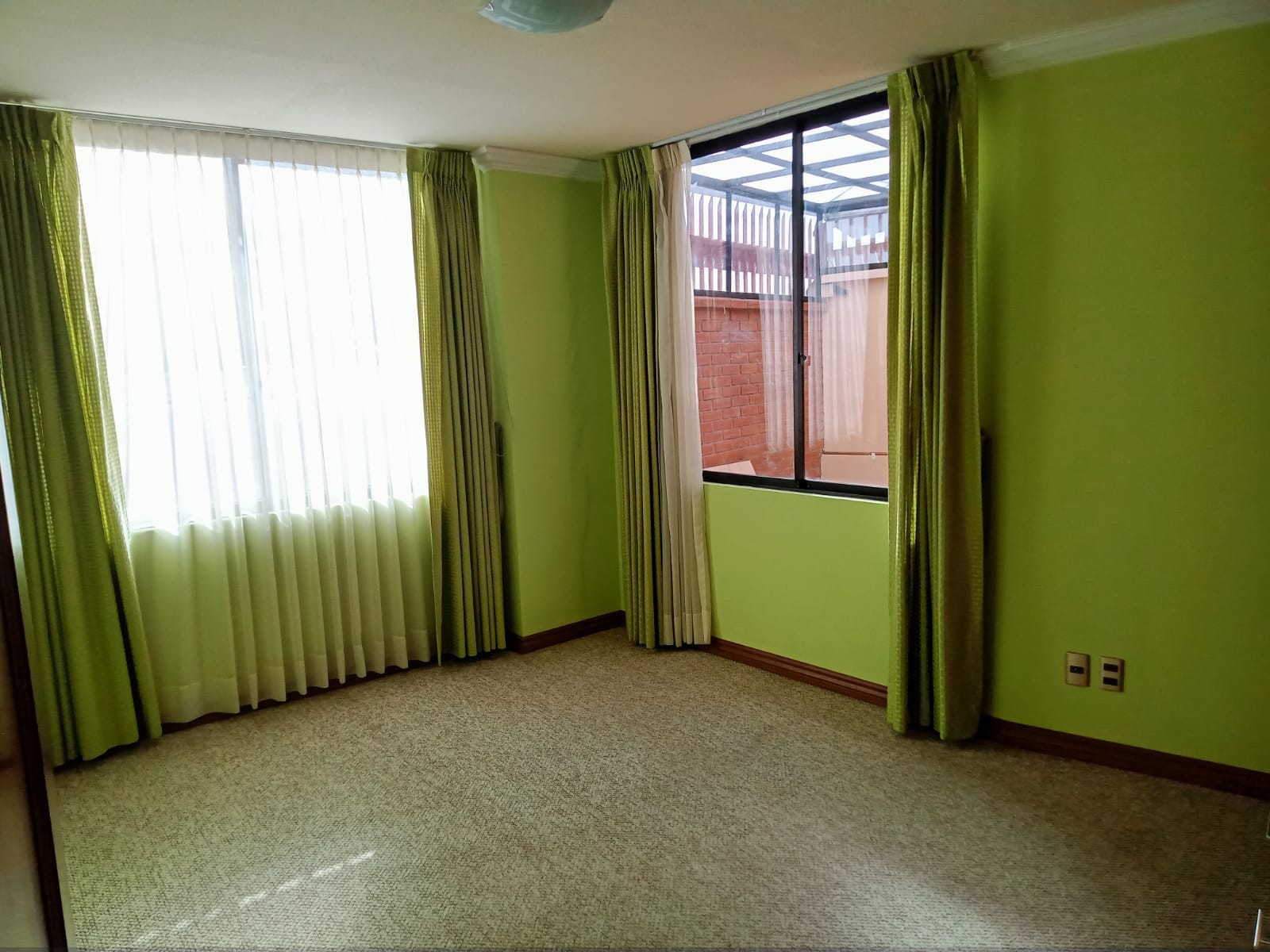 Departamento en Alquiler¡¡ALQUILA ESTE DEPARTAMENTO EN ACHUMANI, CON PATIO Y PARRILLERO PRIVADO!! Foto 21