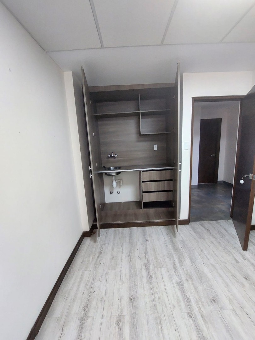 Oficina en San Miguel en La Paz 5 dormitorios 1 baños  Foto 5