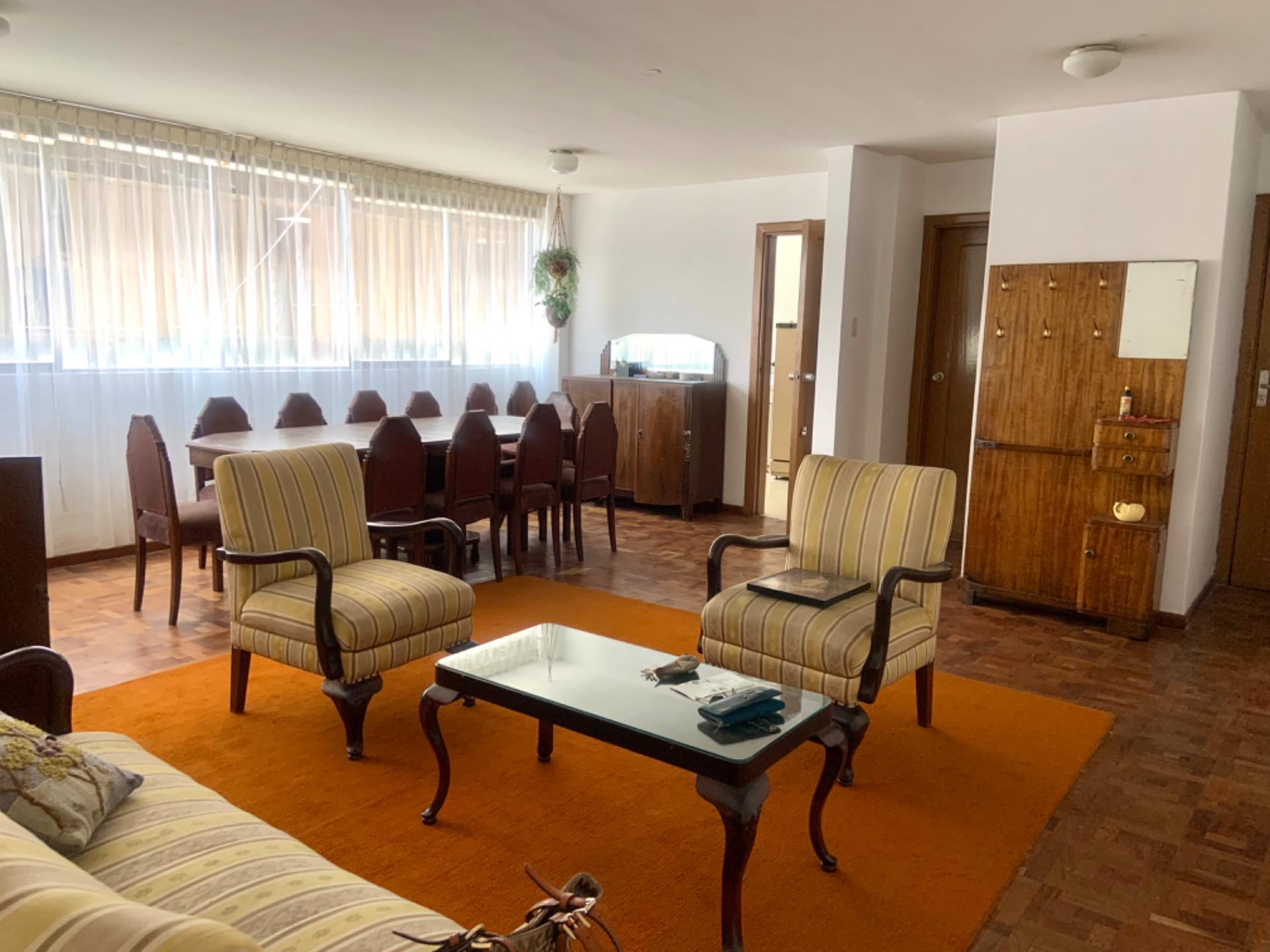 Departamento en Sopocachi en La Paz 2 dormitorios 3 baños  Foto 8
