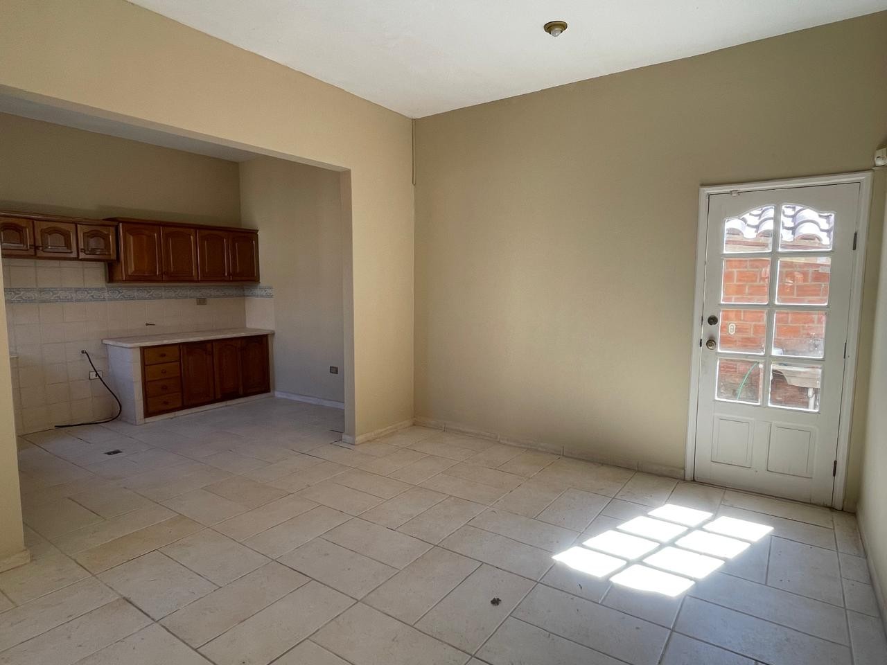 Casa en Entre 6to y 7mo anillo Norte en Santa Cruz de la Sierra 4 dormitorios 4 baños 3 parqueos Foto 5