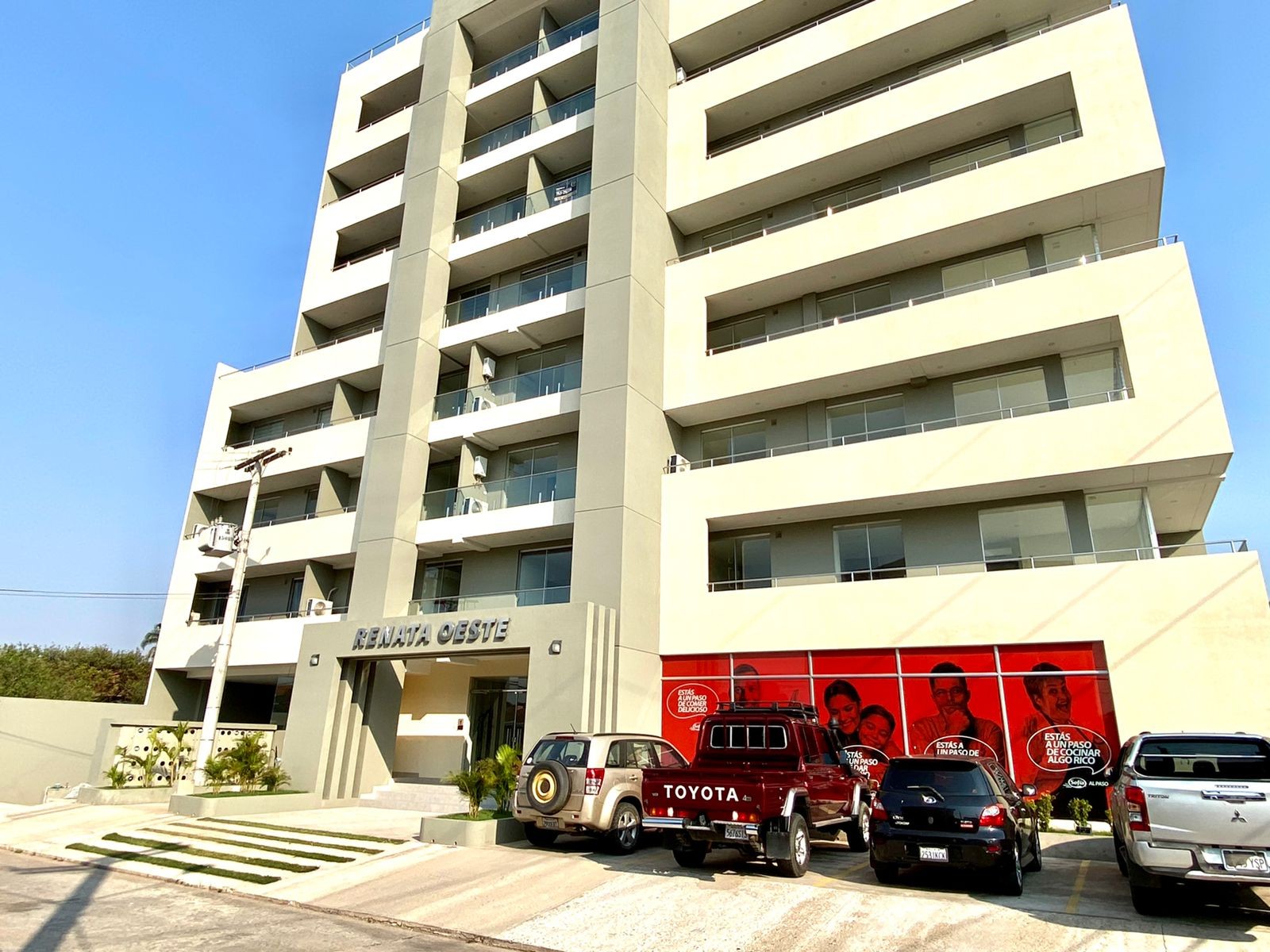 Departamento en Entre 3er y 4to anillo Oeste en Santa Cruz de la Sierra 1 dormitorios 1 baños  Foto 1