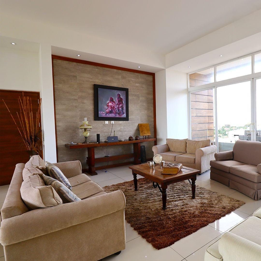 Departamento en VentaAvenida Beni, esquina Los Cusis Foto 18