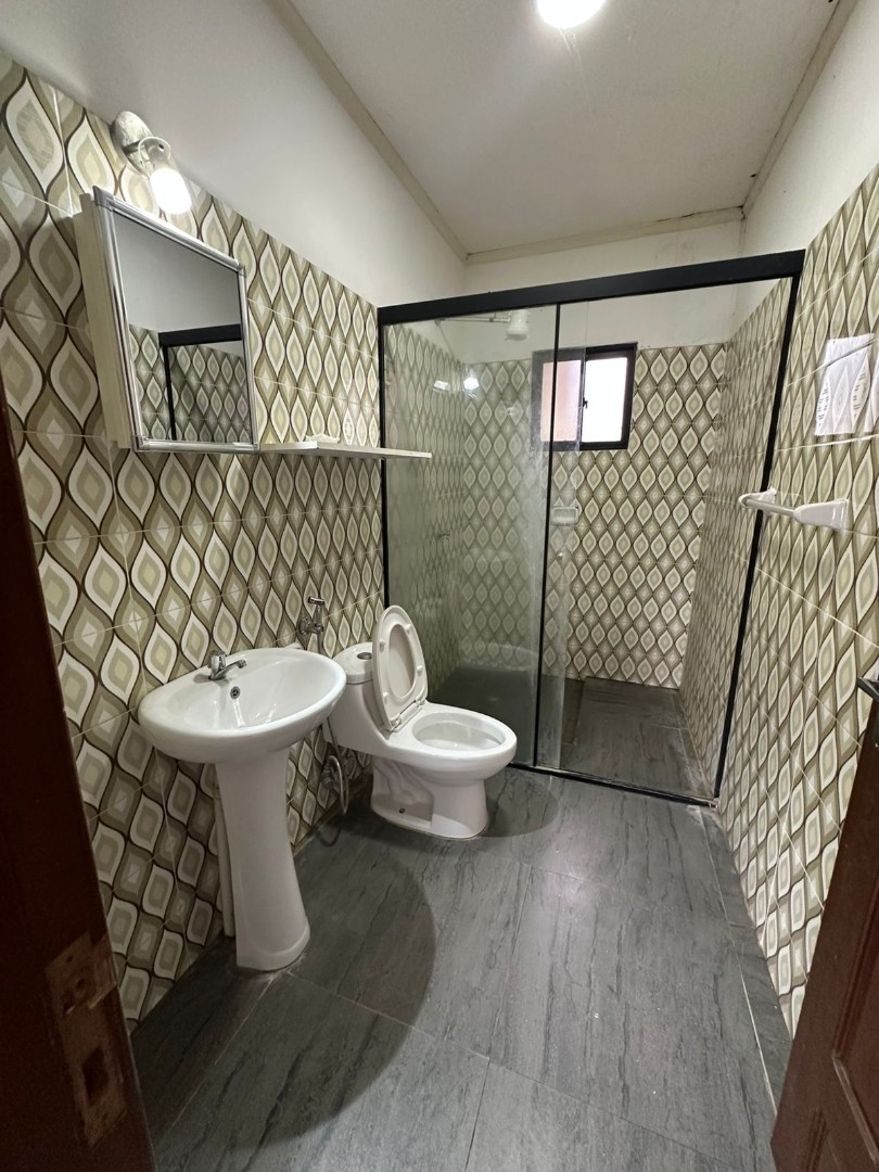 Galpón en AlquilerSALÓN MULTIFUNCIONAL EN ALQUILER
Zona Norte – Av. Banzer, 5to Anillo Foto 6