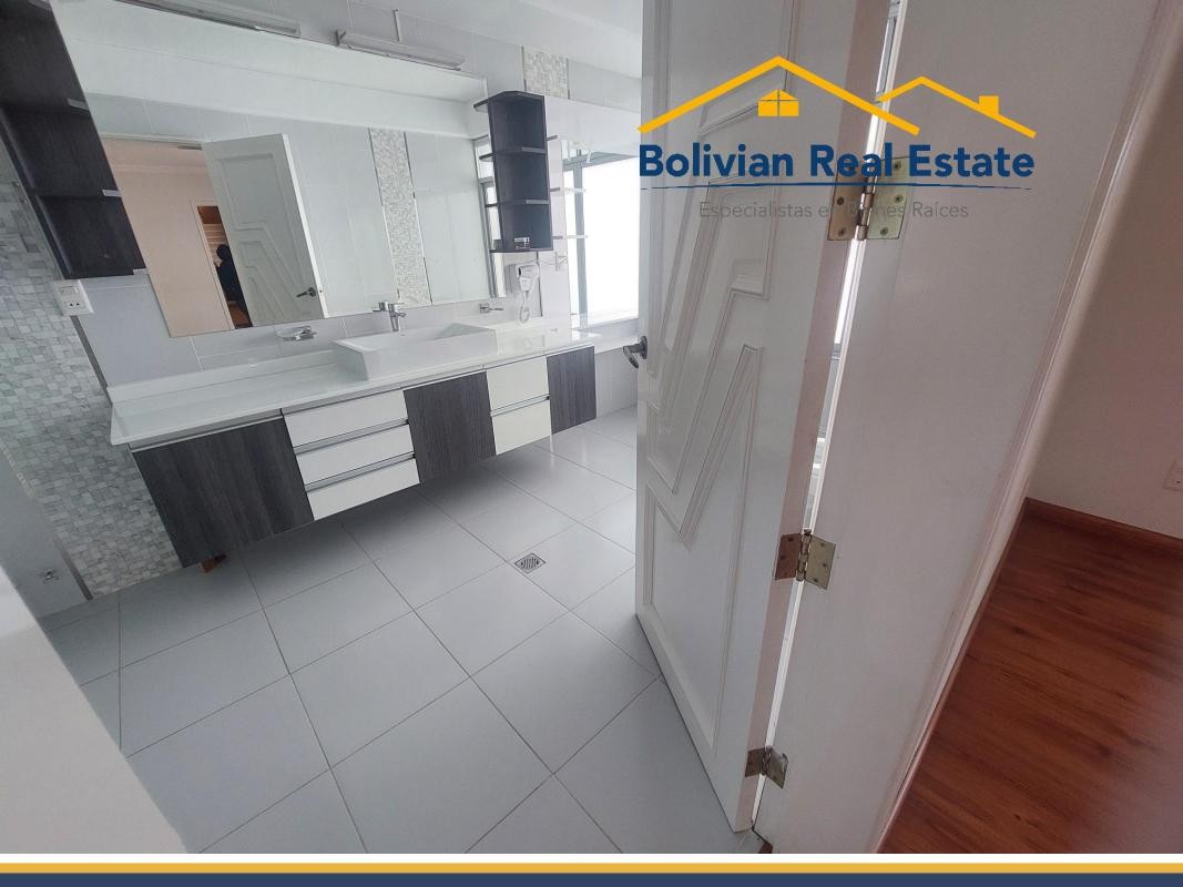 En Alquiler a Bs 20,000 Foto 9