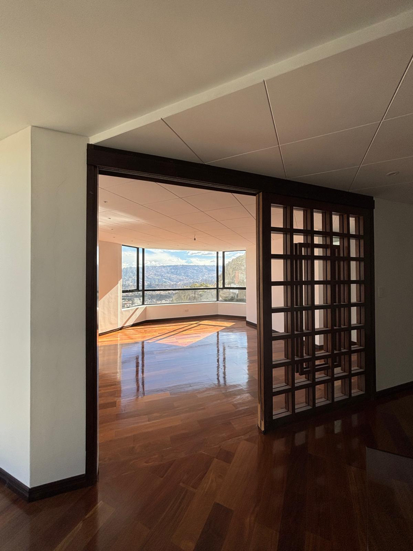 Casa en VentaMonte Aquarium 4 dormitorios 4 baños 2 parqueos Foto 4