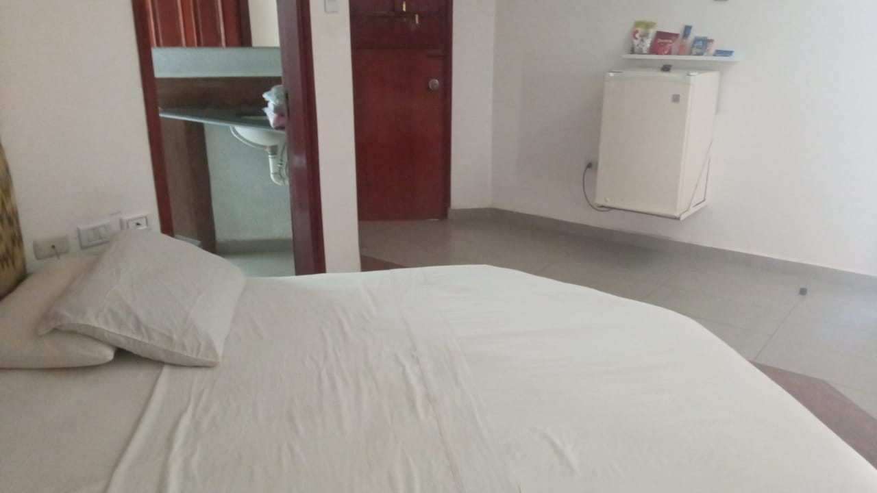 Edificio en Entre 6to y 7mo anillo Norte en Santa Cruz de la Sierra 35 dormitorios 37 baños 35 parqueos Foto 11