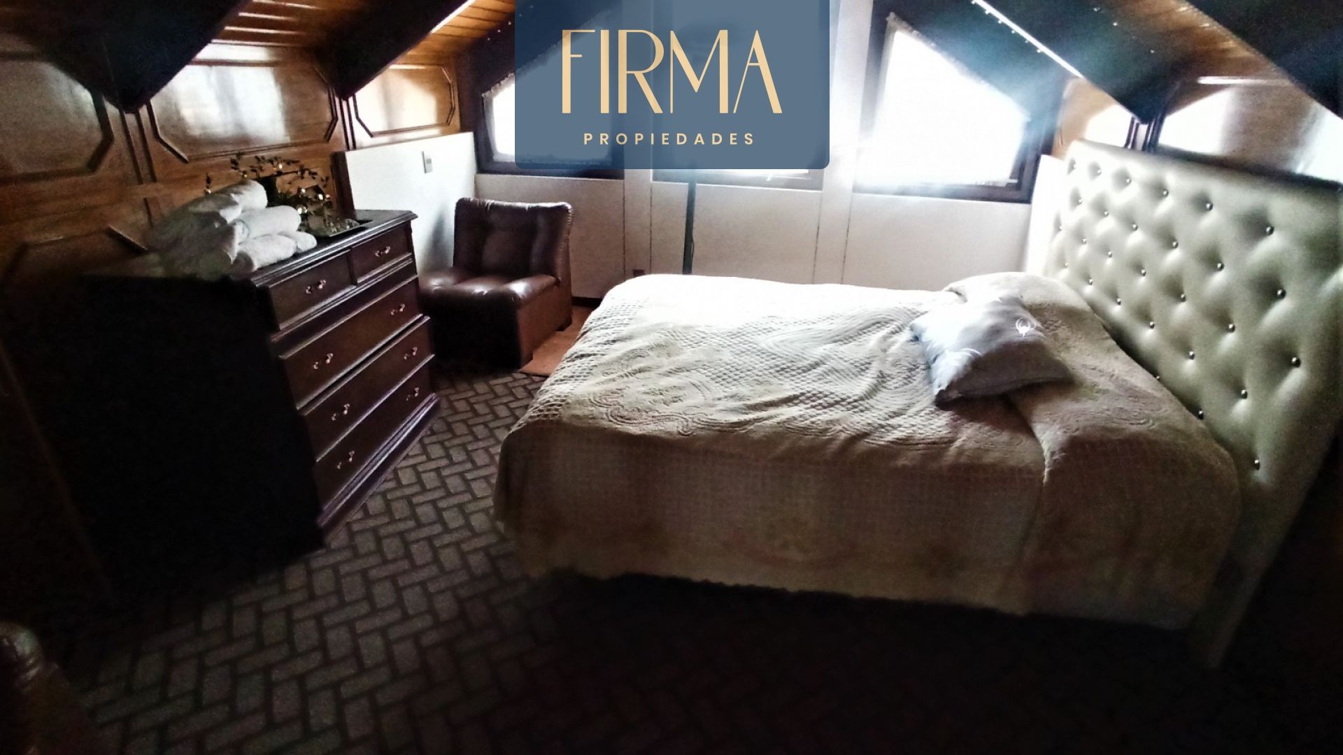 Casa en Calacoto en La Paz 4 dormitorios 5 baños 3 parqueos Foto 18