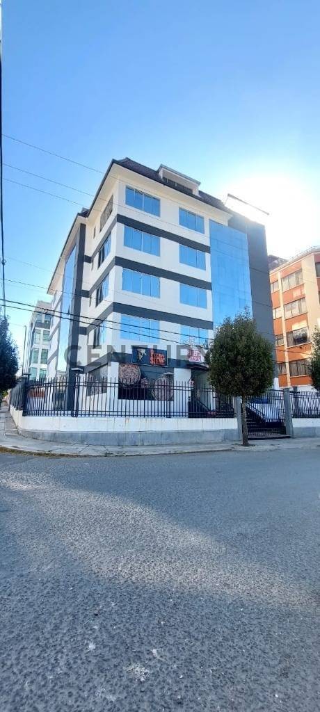 Departamento en VentaIRPAVI CALLE 16 2 dormitorios 2 baños 1 parqueos Foto 1