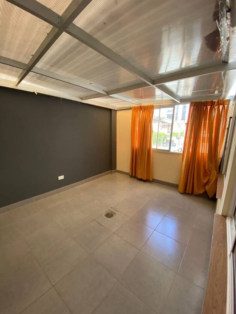 Departamento en San Miguel en La Paz 1 dormitorios 2 baños  Foto 11