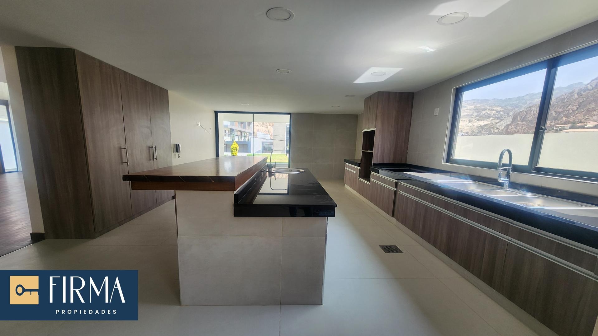 Casa en VentaCASA EN VENTA A ESTRENAR, SEQUOIA 3 dormitorios 4 baños 5 parqueos Foto 19