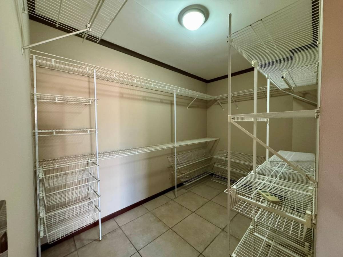 En Alquiler a $us 718 Foto 17