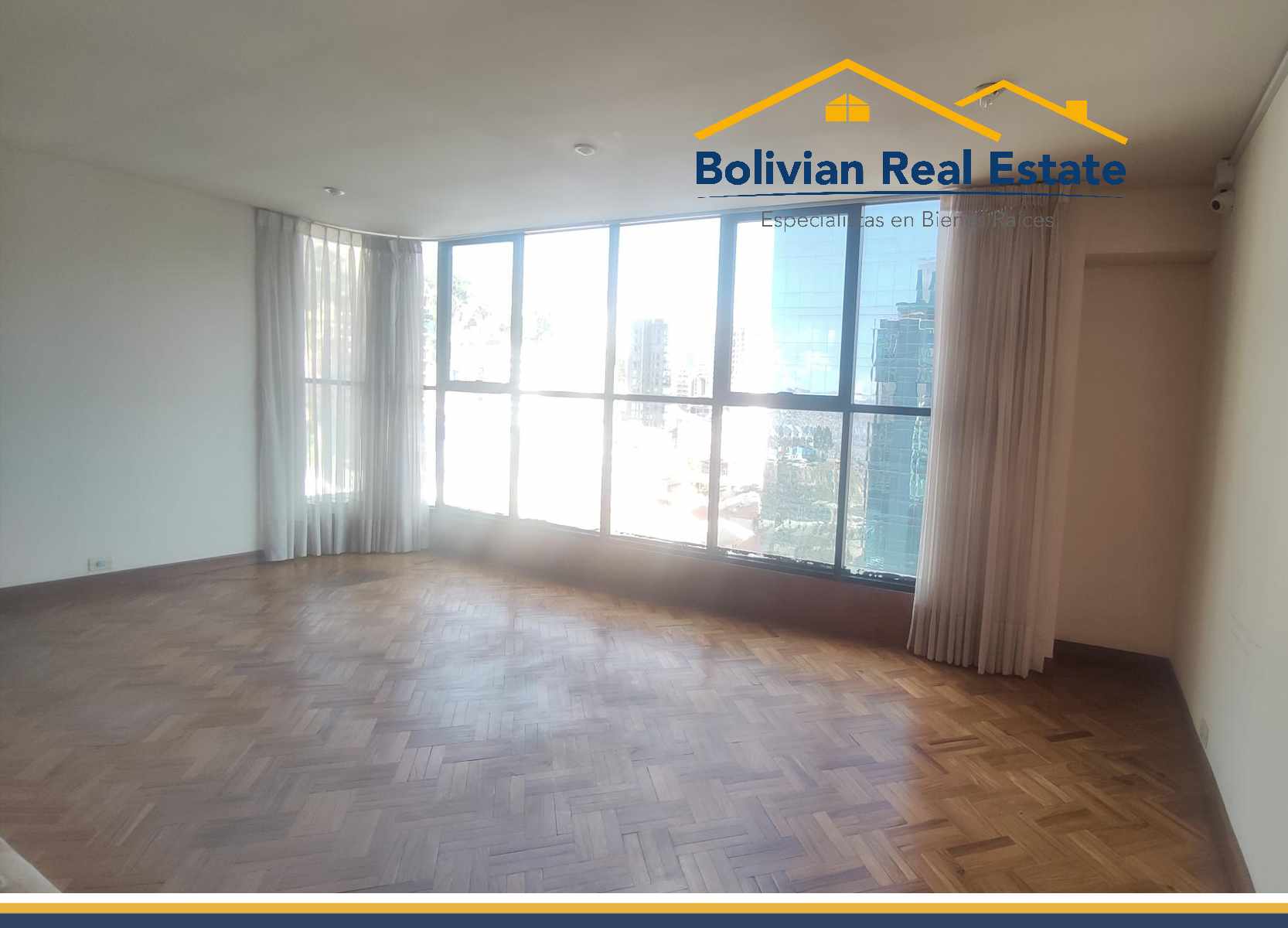 En Alquiler a Bs 4,650 Foto 7