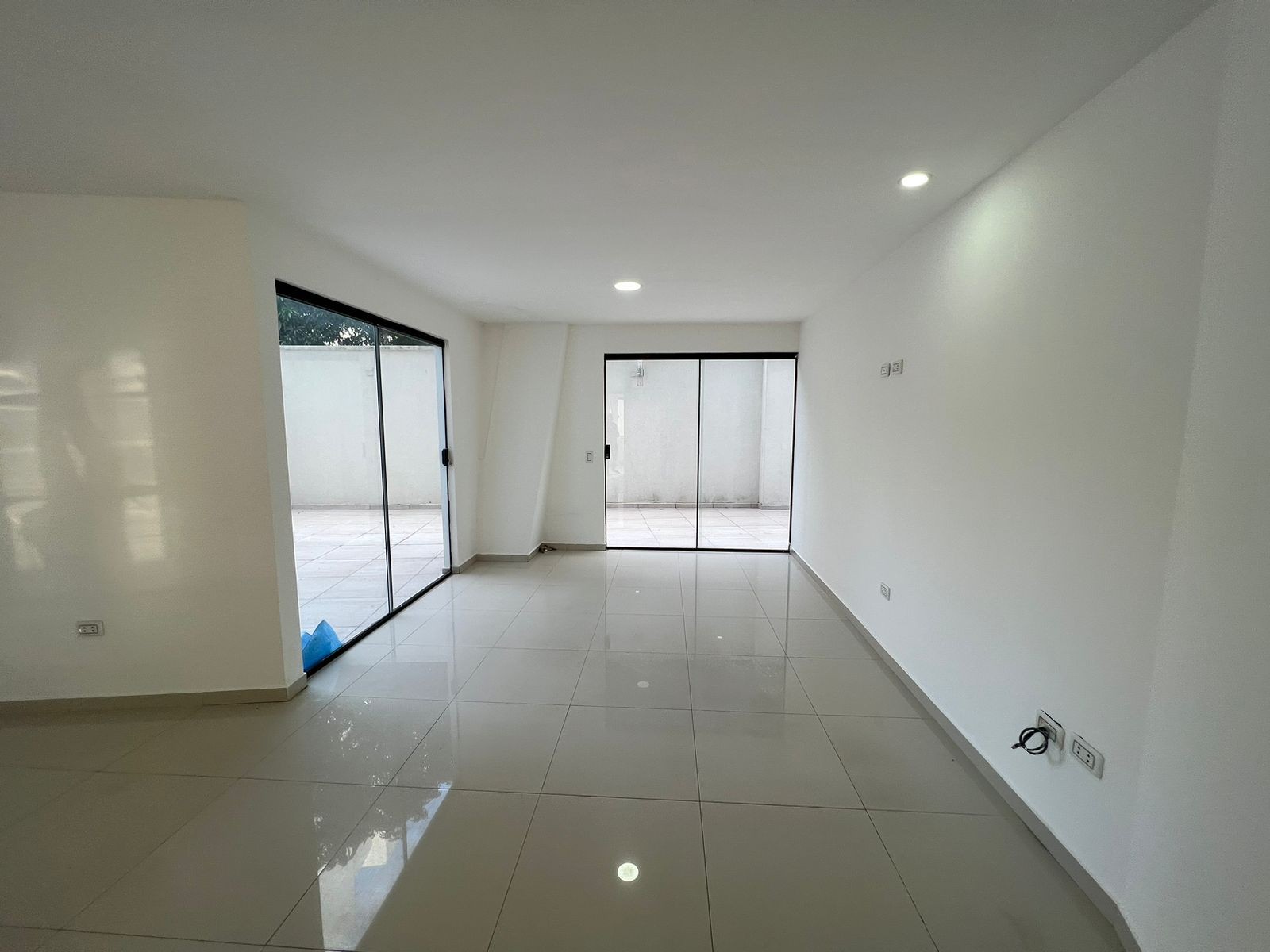 Departamento Zona central Calle tarija esquina Irla zona parque Urbano Foto 21