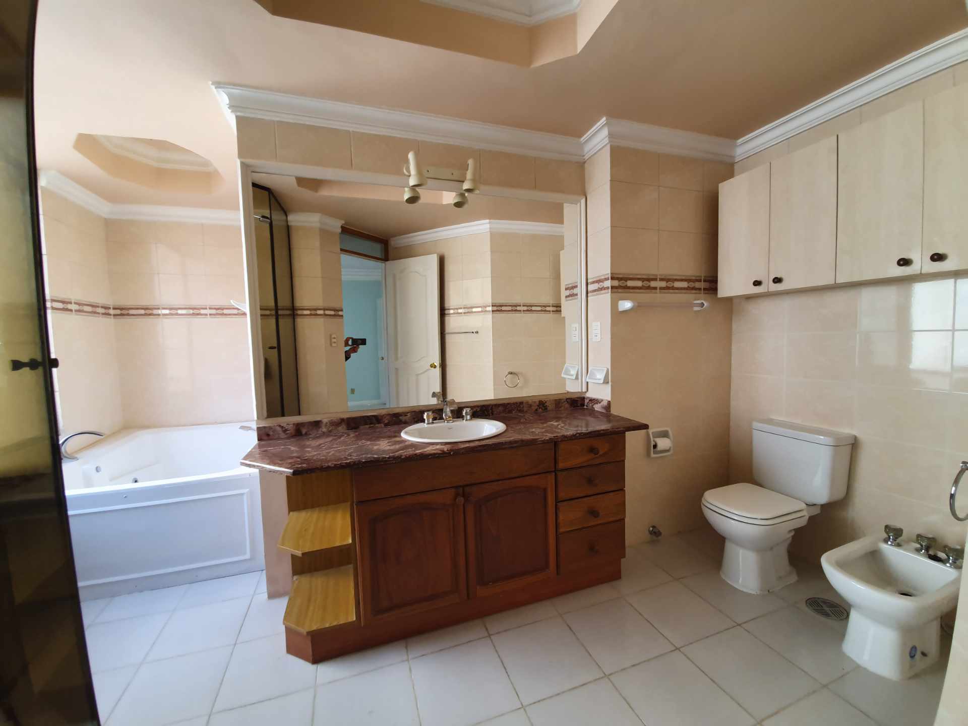 En Venta a $us 190,000 Foto 8