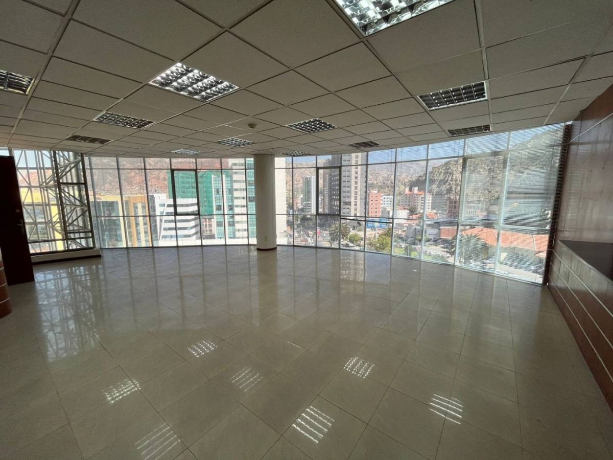 En Alquiler a $us 3,000 Foto 15