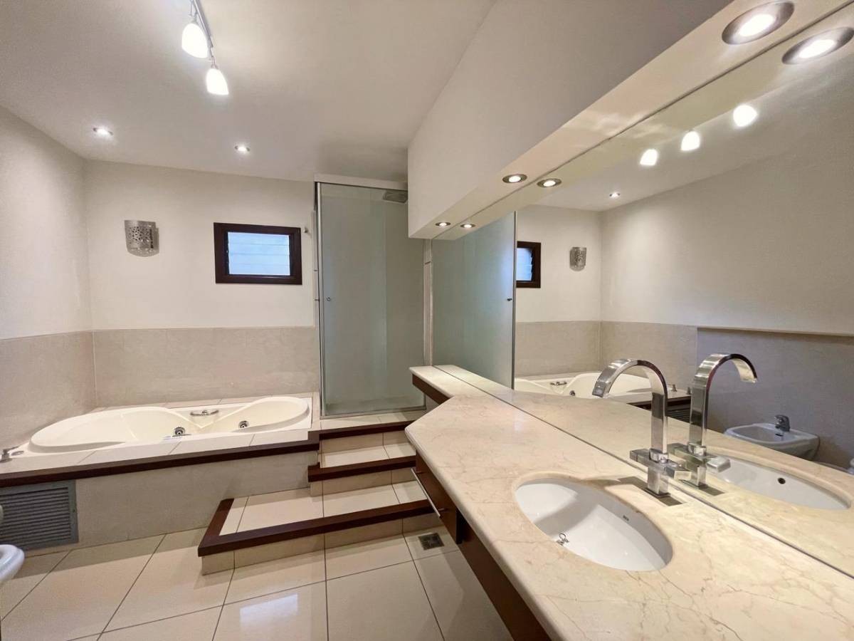 En Alquiler a Bs 15,500 Foto 7