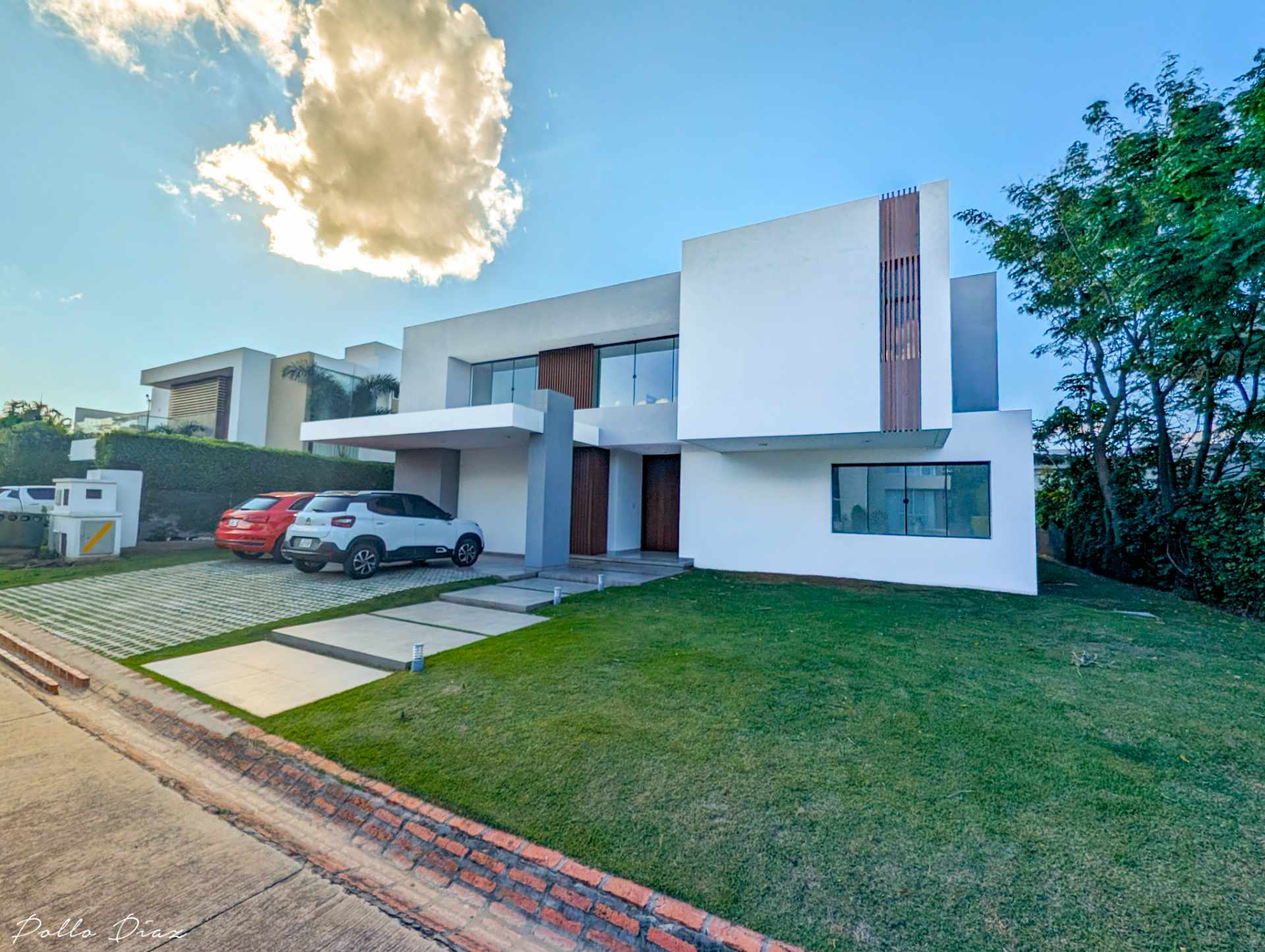 En Venta a $us 625,000 Foto 2