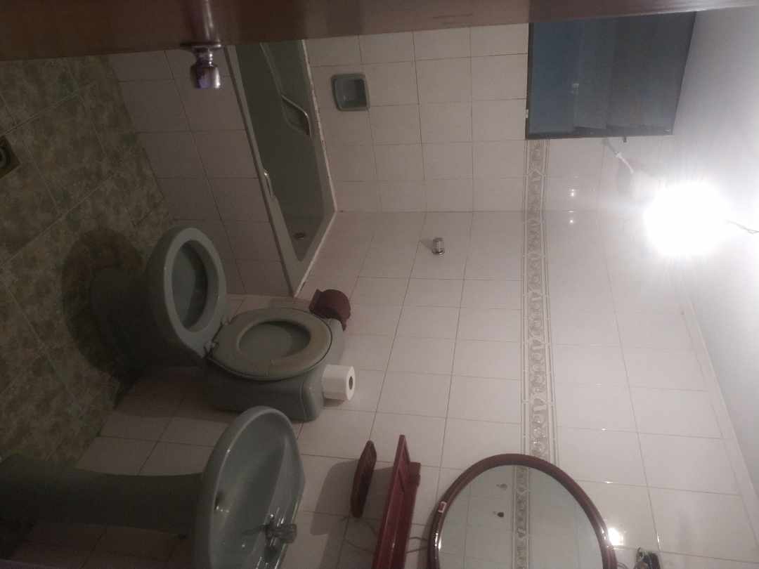 Departamento en VentaMiraflores, Avenida Busch Nº 1173 a pasos de la parada del Teleferico Blanco (Monumento Busch)  3 dormitorios 3 baños 1 parqueos Foto 5