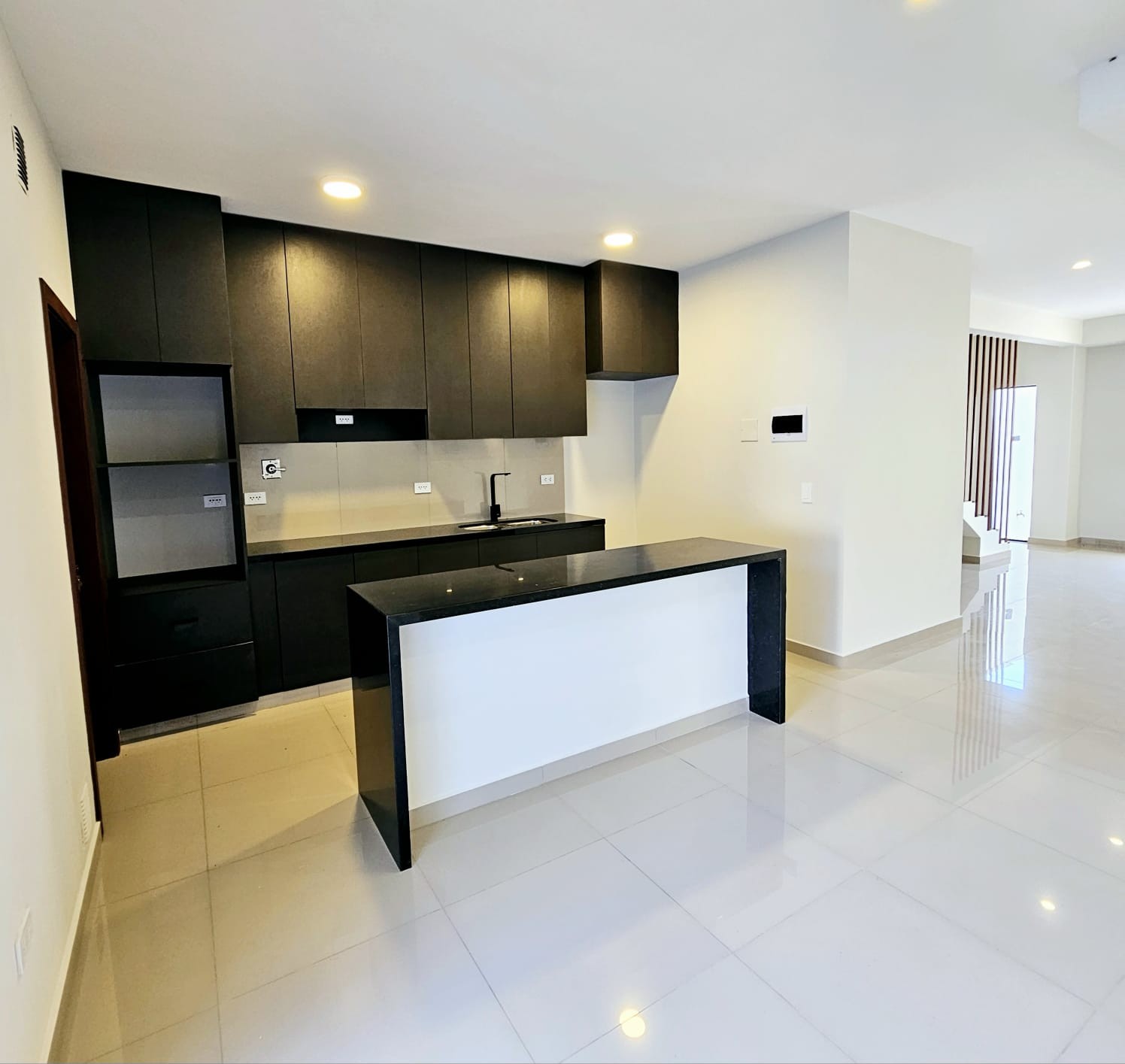 Casa en Carretera Norte en Santa Cruz de la Sierra 3 dormitorios 3 baños 2 parqueos Foto 7