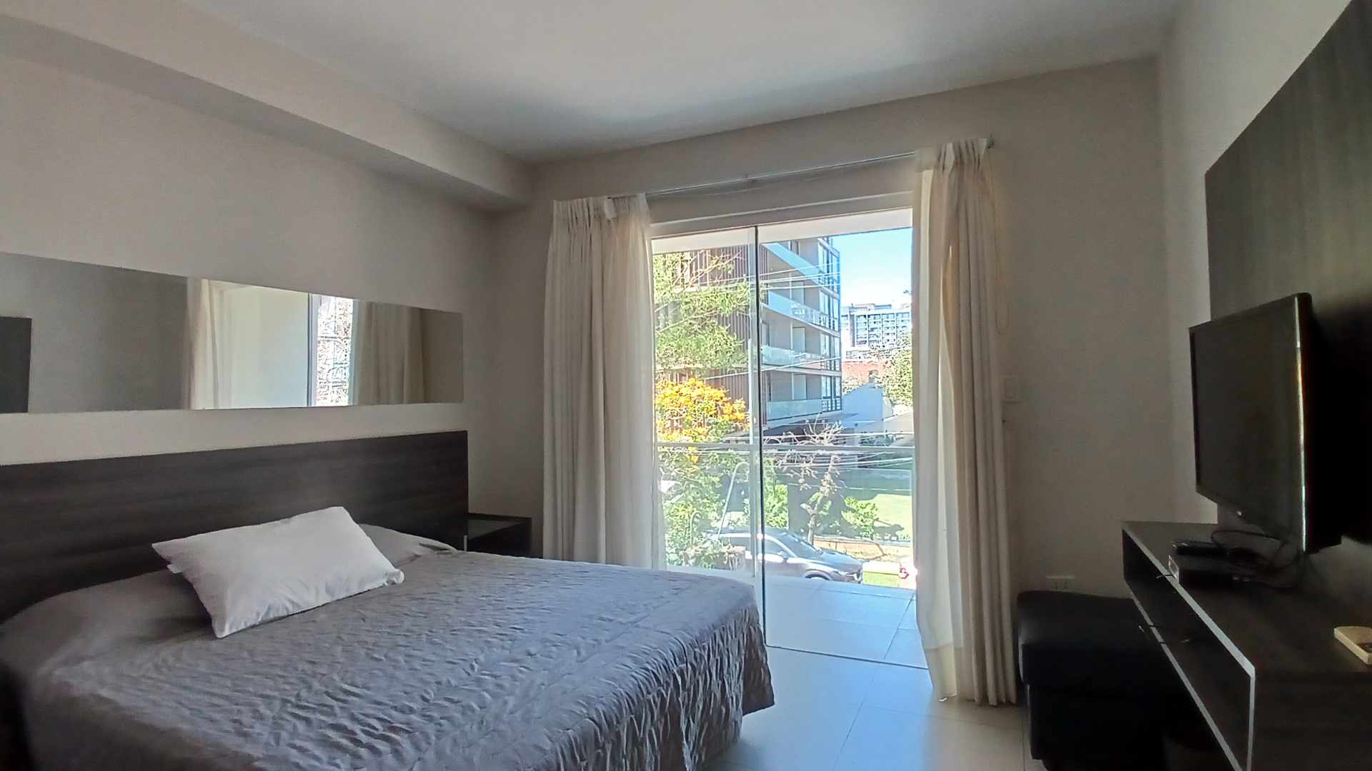 Departamento en Alquiler
📍 Ubicación: Equipetrol Norte – Foto 2