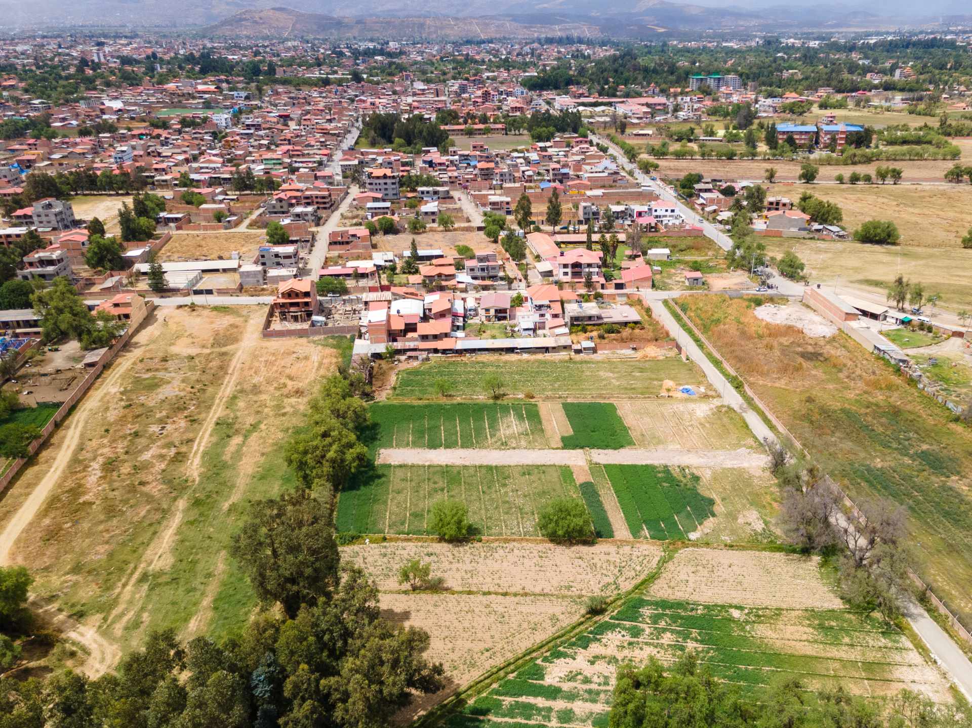 Terreno en VentaZona Cuatro Esquinas cercano a la Av. La Paz - Tiquipaya Foto 5