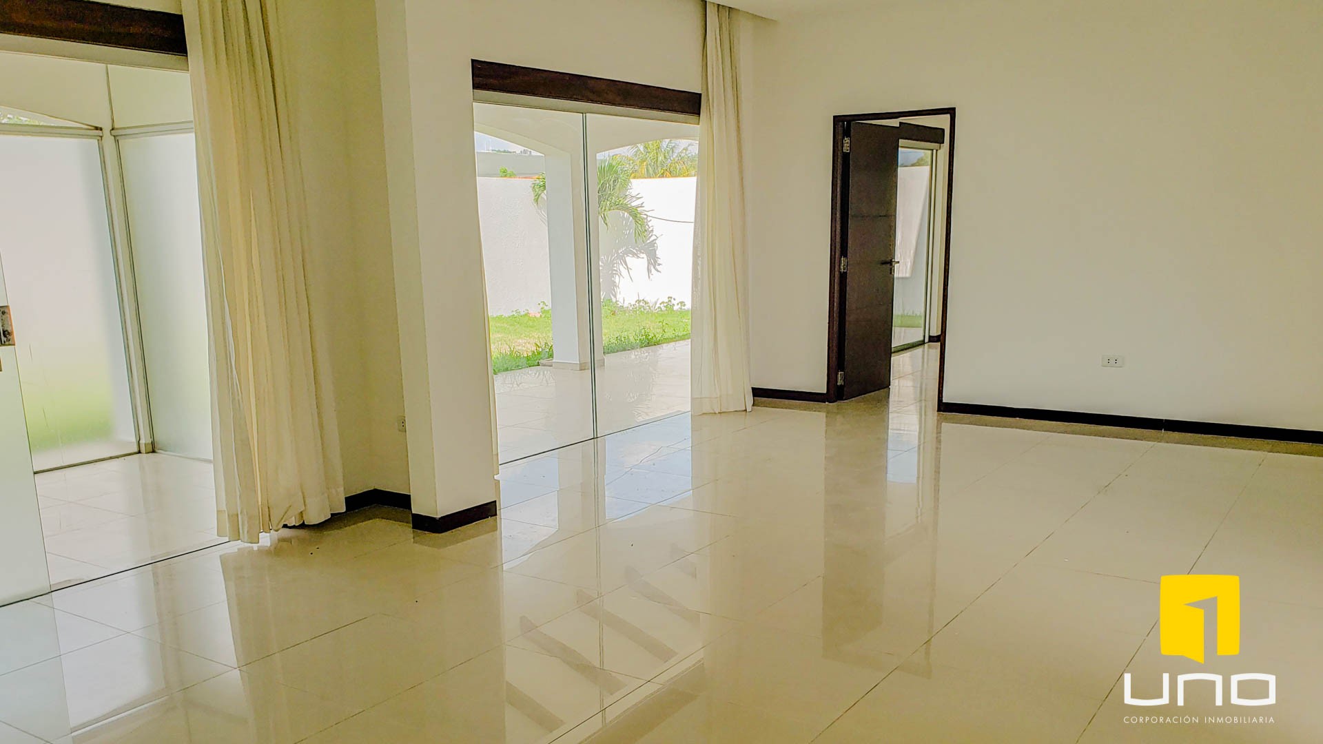 Casa CONDOMINIO LAS BRISAS MODERNA CASA EN VENTA Foto 22