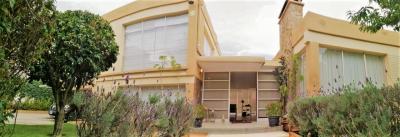 81e795f3402842c2e9f8adc97b839952f9a5b1