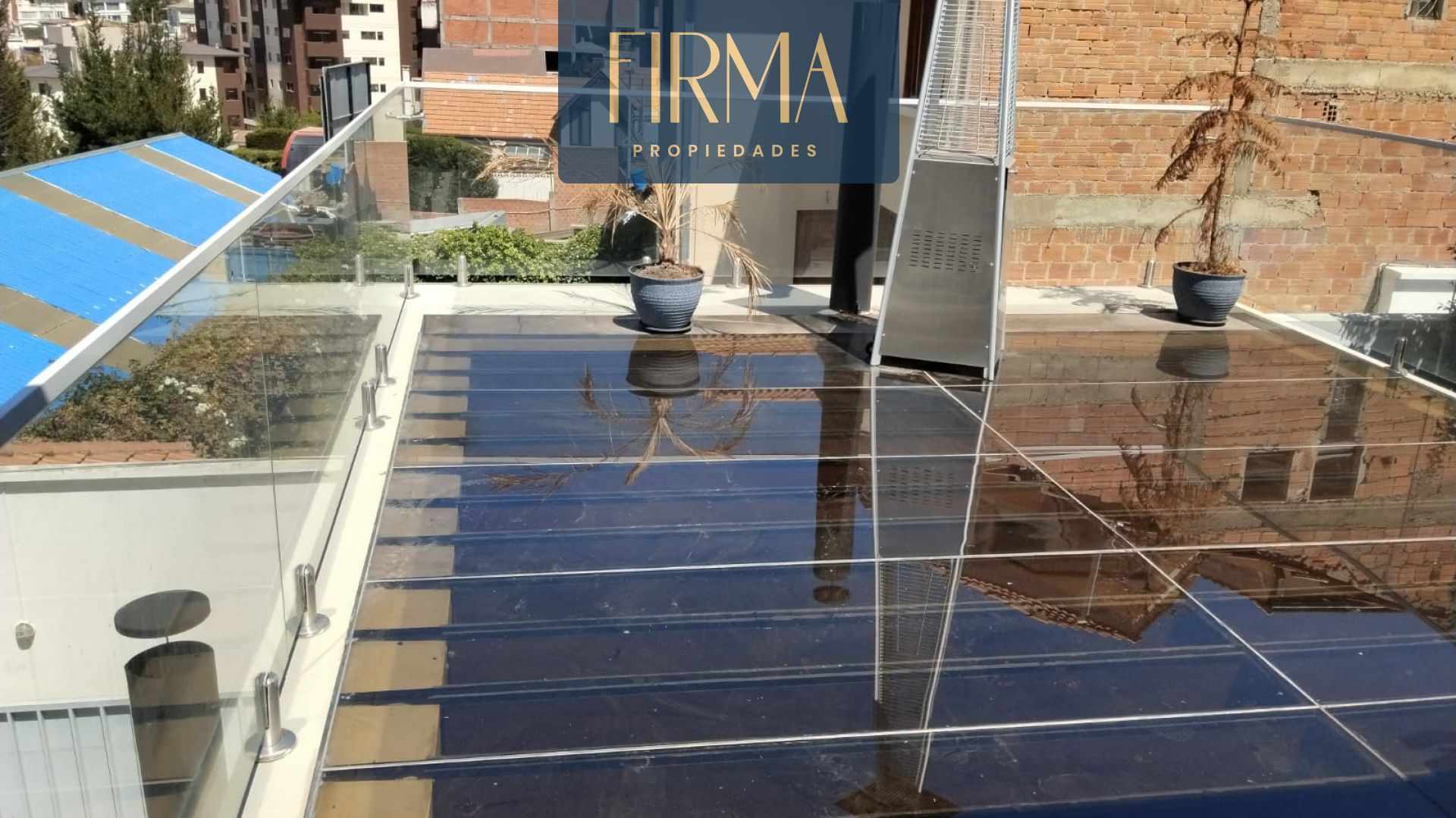 Casa en VentaCASA EN VENTA, COTA COTA 3 dormitorios 5 baños 5 parqueos Foto 6