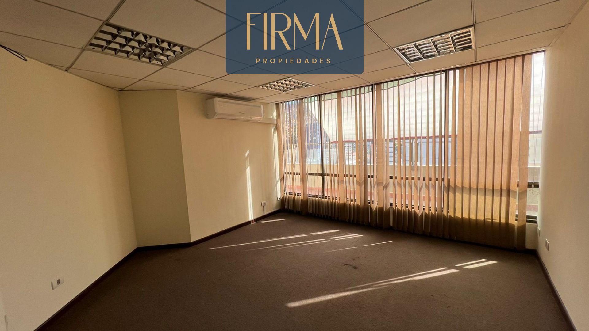 Oficina en AlquilerALQUILA ESTA OFICINA EN AV. 6 DE AGOSTO 6 dormitorios 2 baños 1 parqueos Foto 11