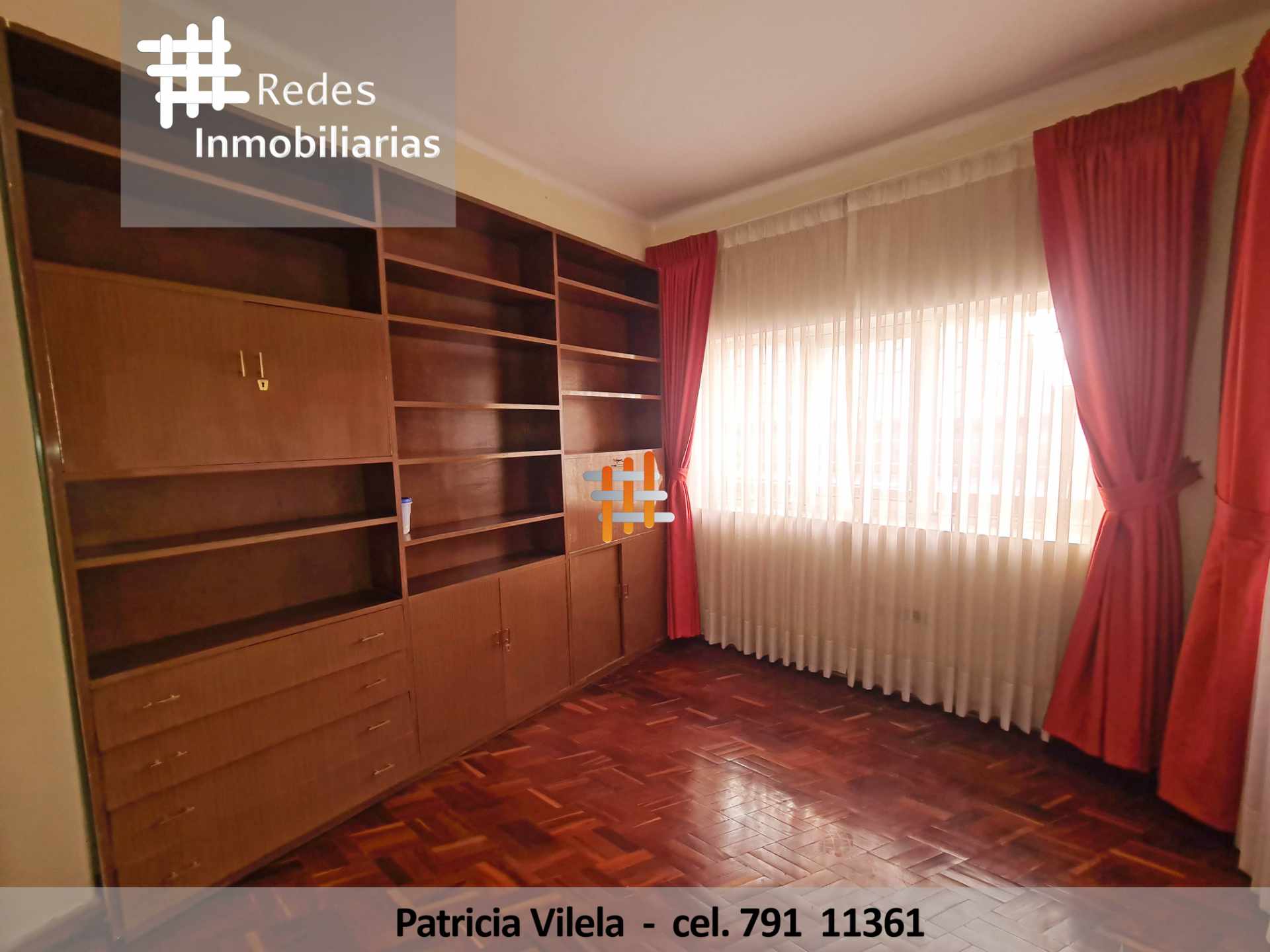 Casa en VentaDOS CASAS JUNTAS  EN VENTA SOPOCACHI 
INCREIBLE OPORTUNIDAD DE INVERSION 
PRECIOSAS 9 dormitorios 7 baños 5 parqueos Foto 11