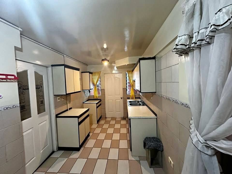 Departamento Av. Arce, esq. Pinilla Foto 4