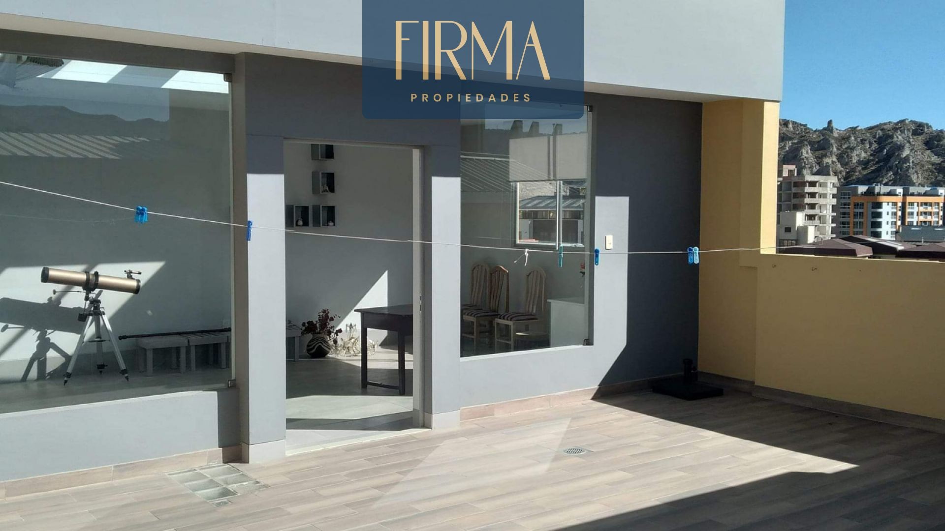 Casa en Calacoto en La Paz 9 dormitorios 7 baños 4 parqueos Foto 4