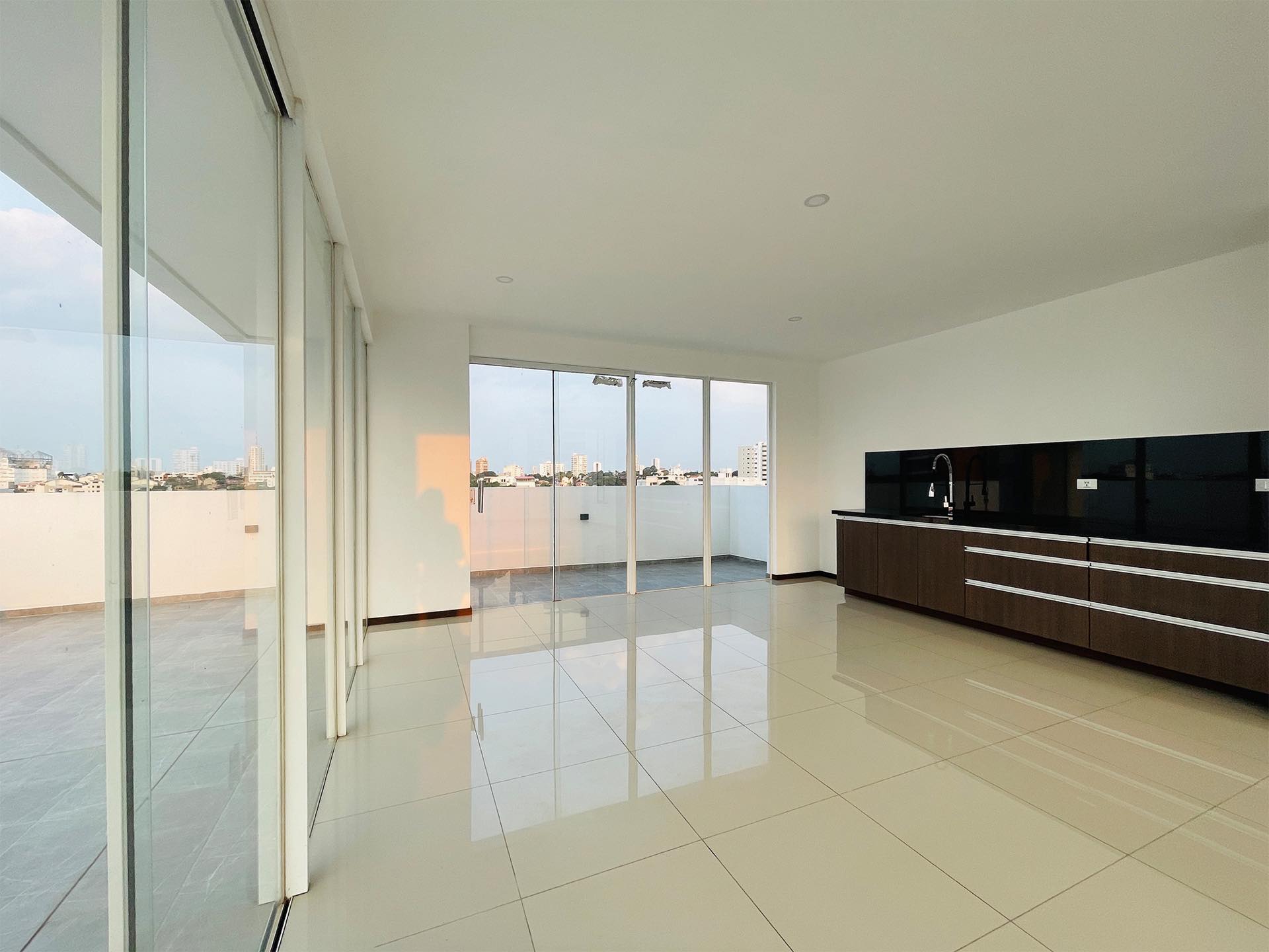 Departamento en VentaEdificio San Nicolas III 2 dormitorios 2 baños 1 parqueos Foto 13