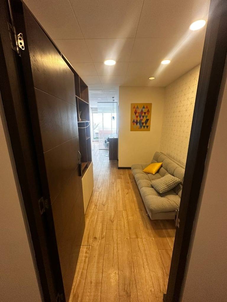 Departamento en Los Pinos en La Paz 1 dormitorios 1 baños  Foto 4