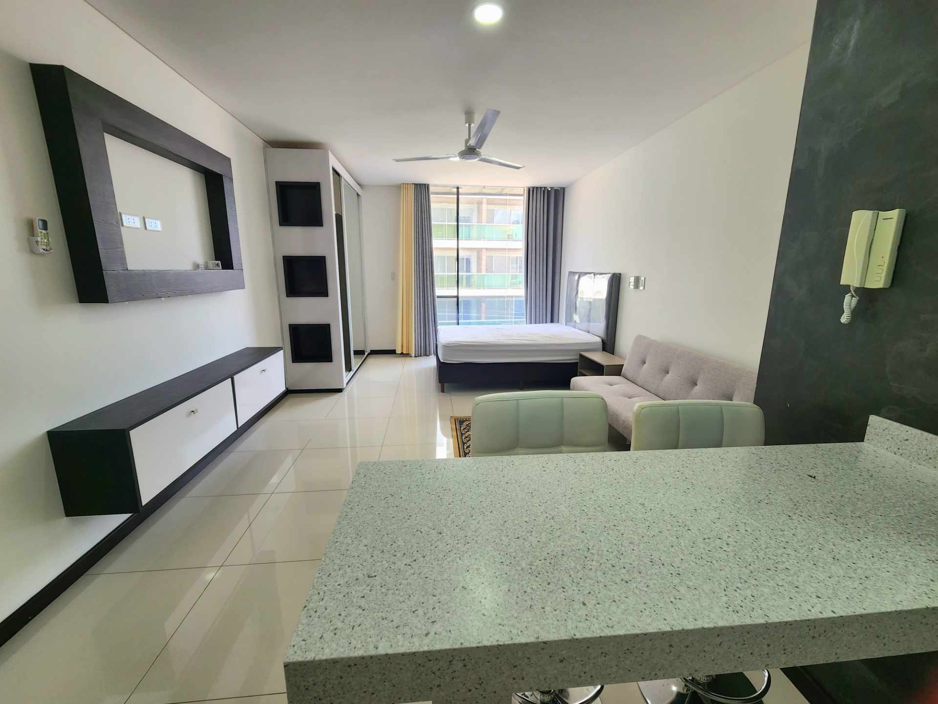 Departamento en AlquilerSirari Edif Elite Sirari Monoambiente amoblado en alquiler Foto 1