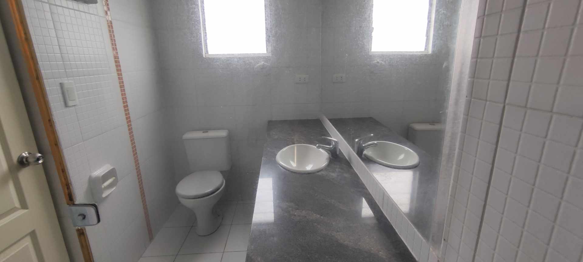 En Alquiler a Bs 3,500 Foto 12