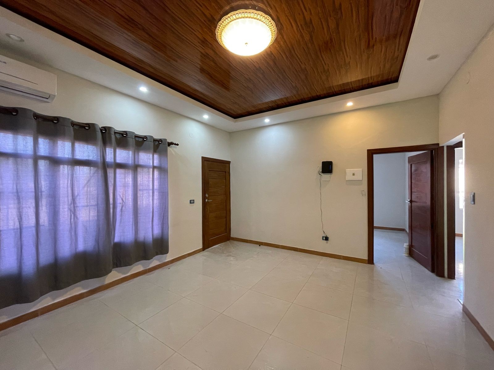 Casa en VentaCotoca, zona Sur, Av Las Palmeras entre 1er y 2do anillo Foto 13